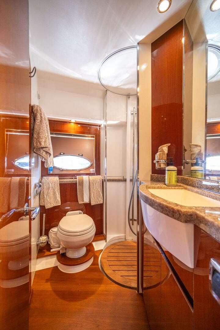 2009 Princess — photo 57