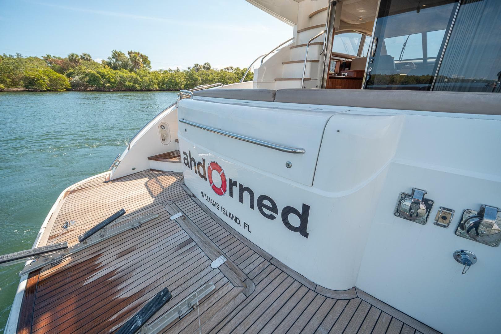 2009 Princess — photo 21