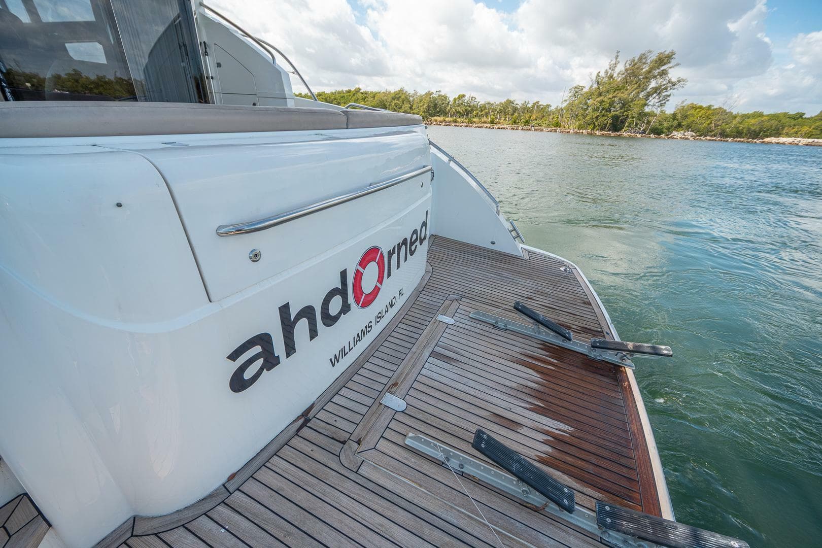 2009 Princess — photo 18