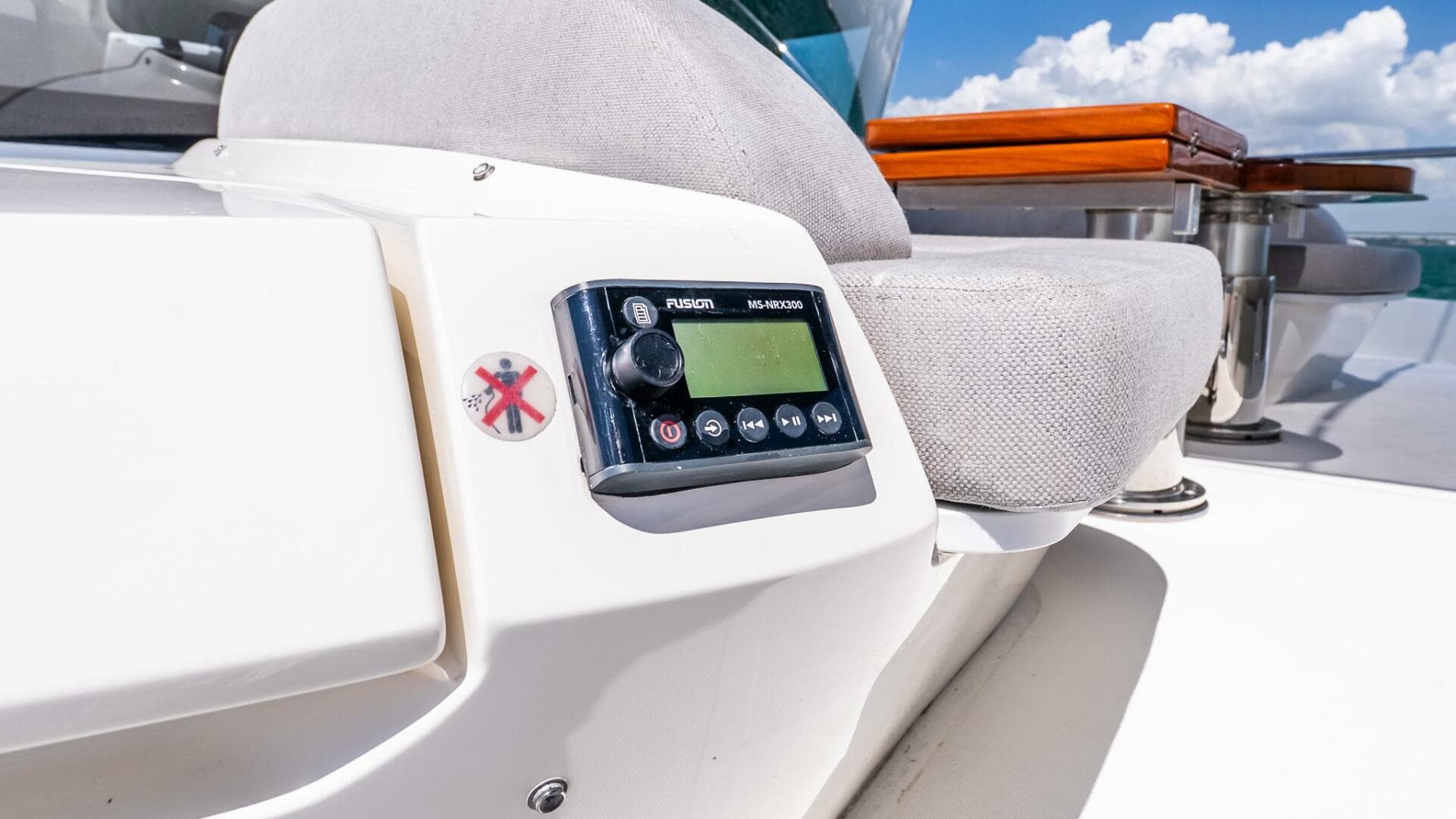 2022 Absolute 64 Navetta — photo 33