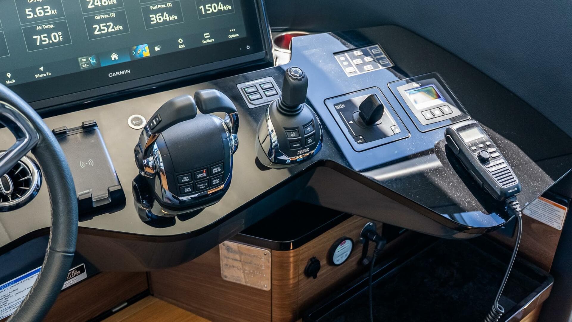 2022 Absolute 64 Navetta — photo 81