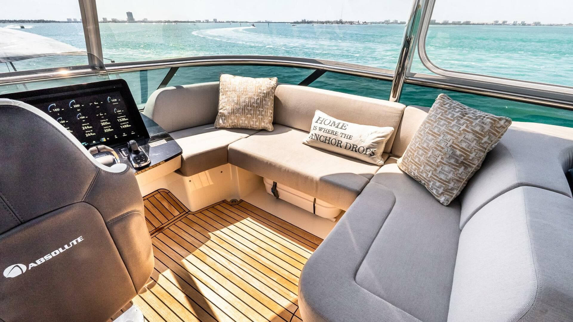2022 Absolute 64 Navetta — photo 52