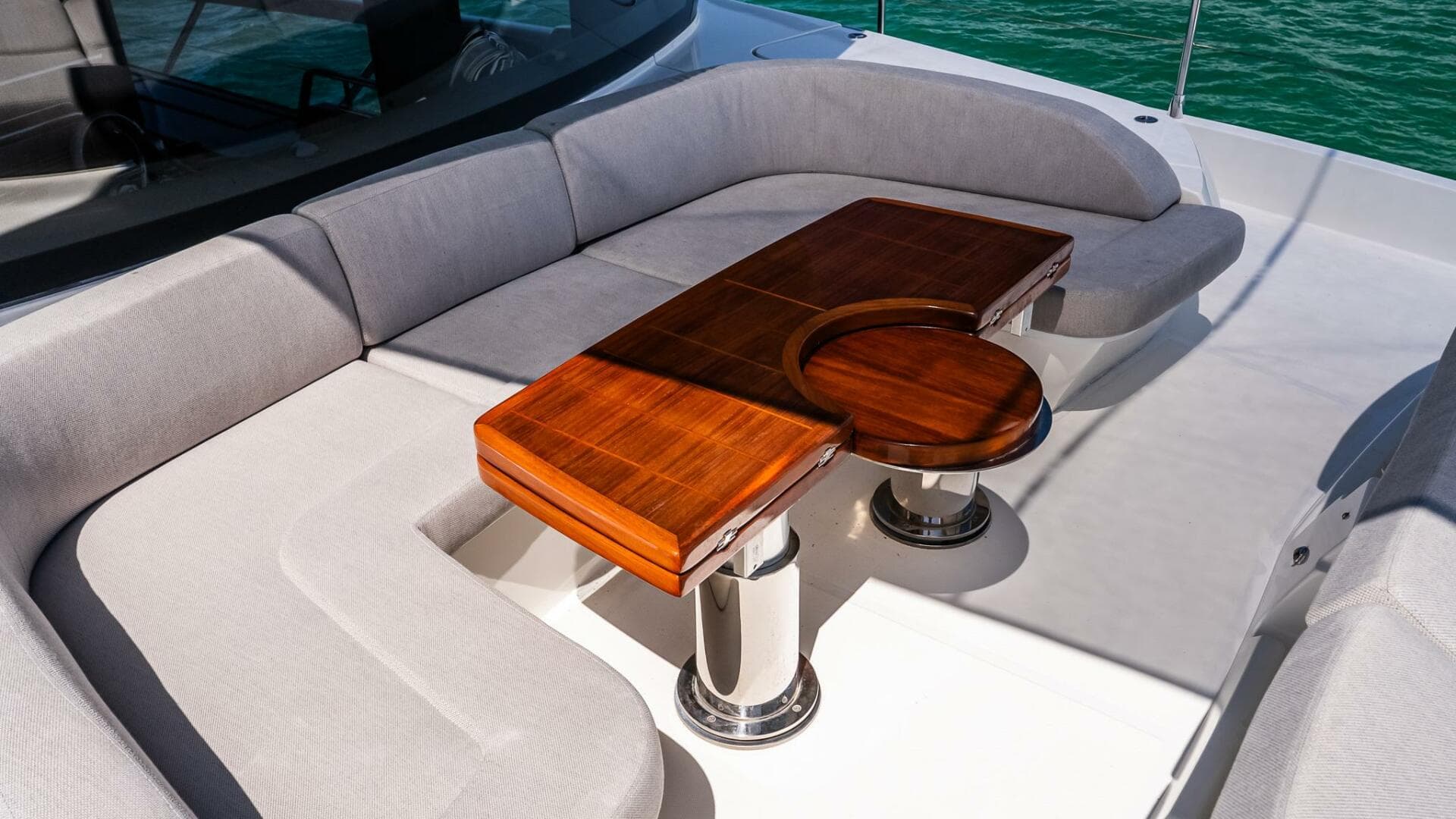 2022 Absolute 64 Navetta — photo 29