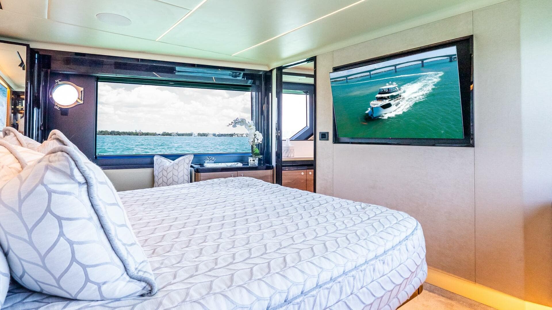 2022 Absolute 64 Navetta — photo 85