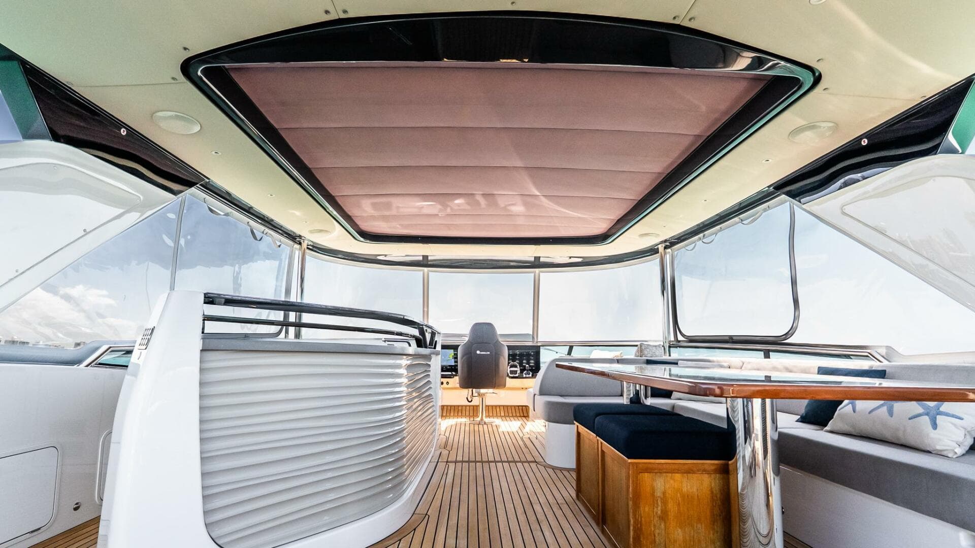 2022 Absolute 64 Navetta — photo 43