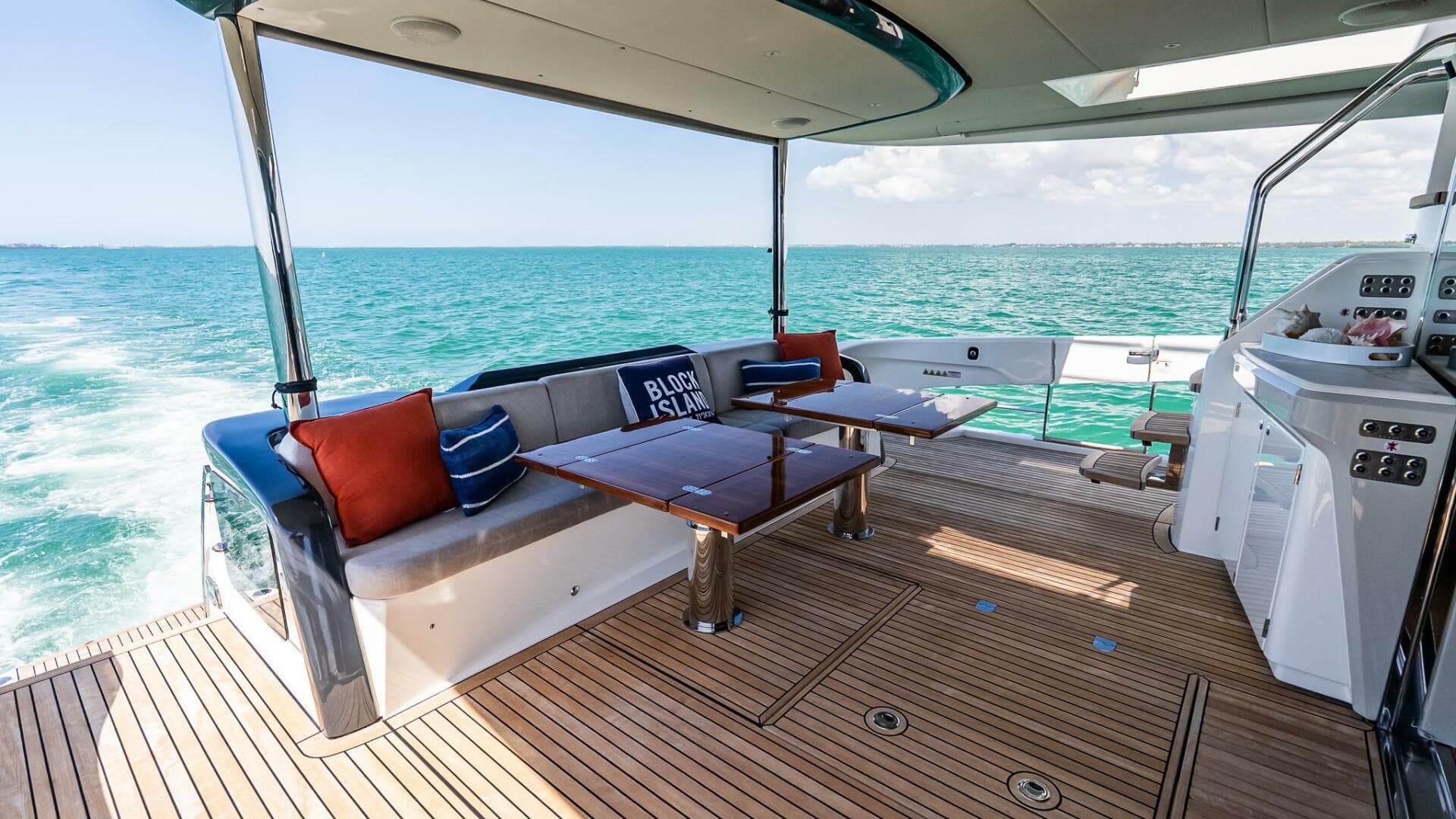 2022 Absolute 64 Navetta — photo 62