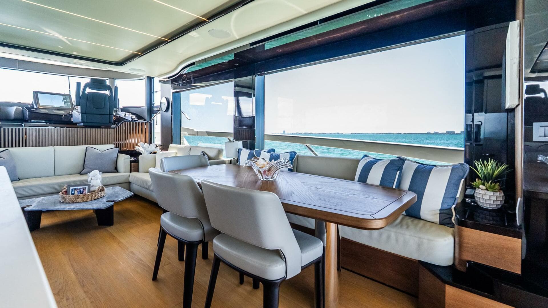 2022 Absolute 64 Navetta — photo 70