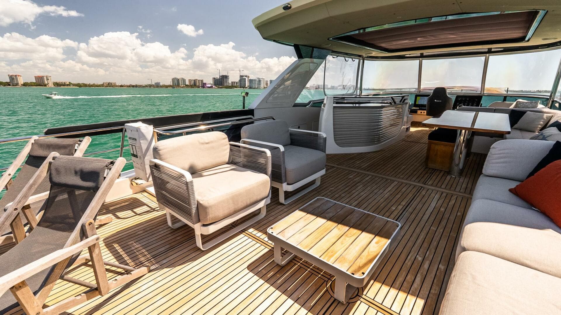 2022 Absolute 64 Navetta — photo 37