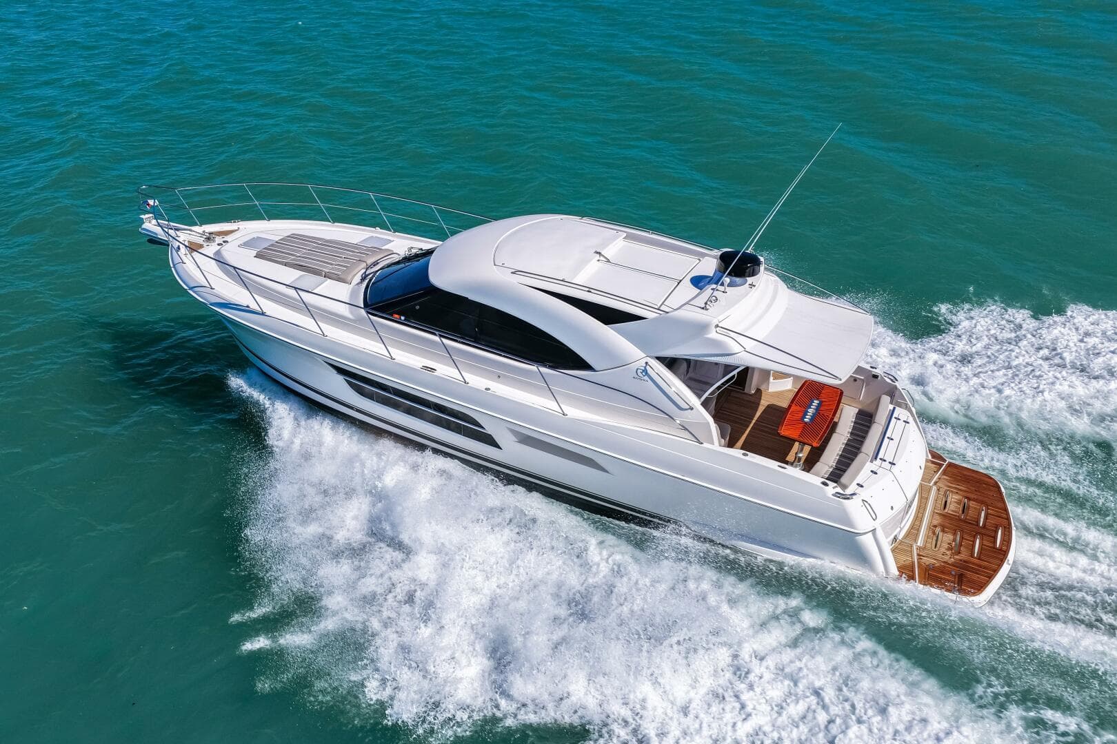 2016 Riviera 5000 Sport Yacht — photo 24
