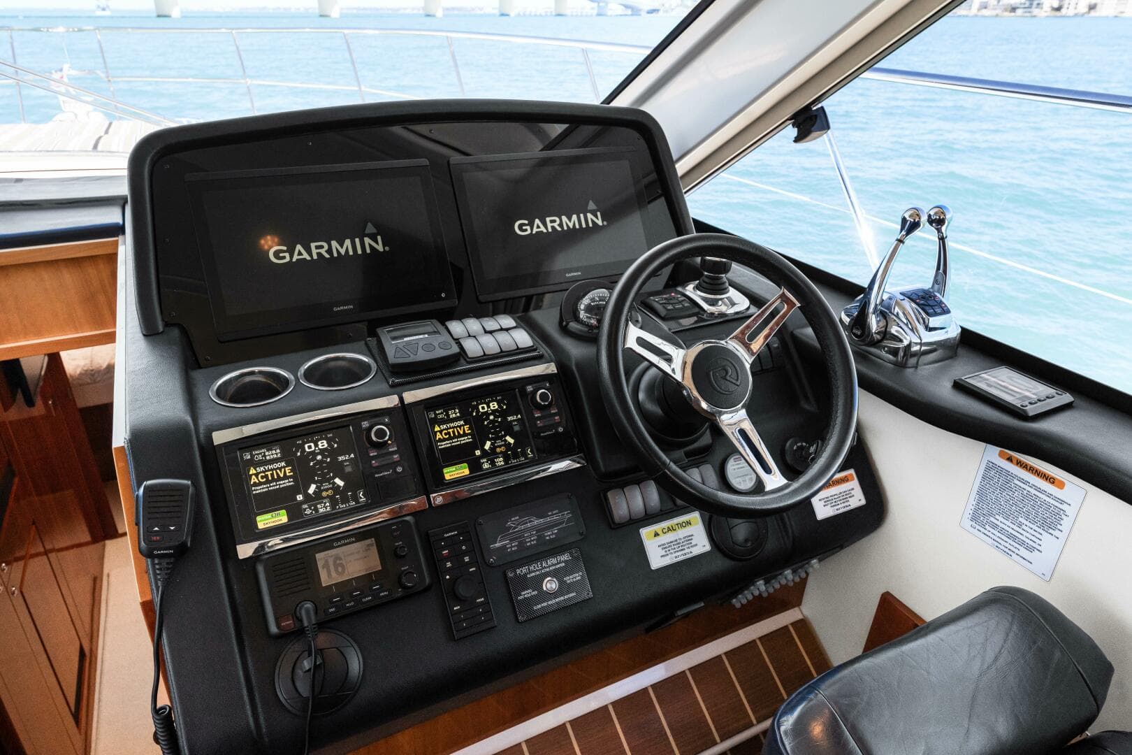 2016 Riviera 5000 Sport Yacht — photo 66