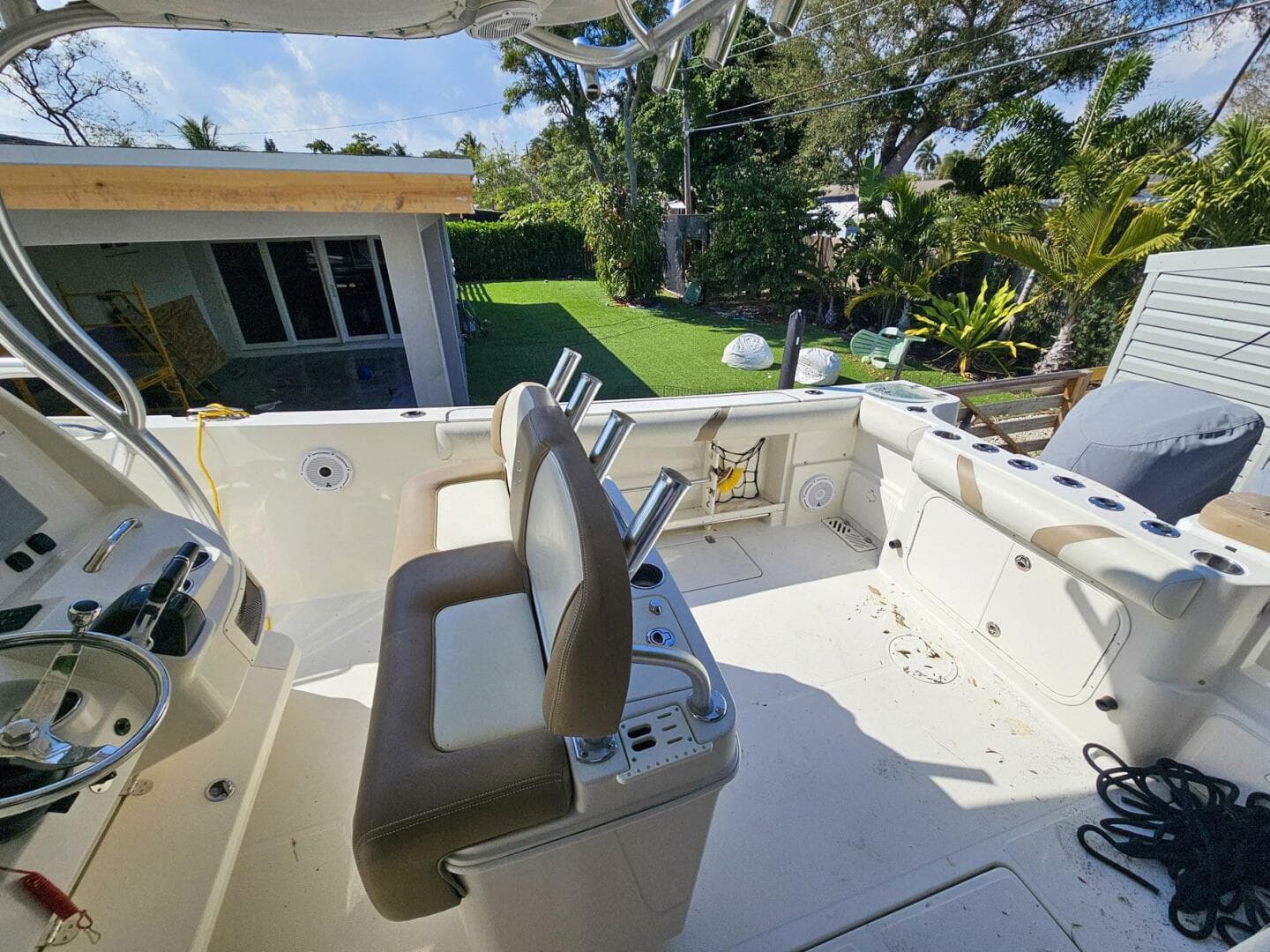 2013 Sailfish 290 CC — photo 17