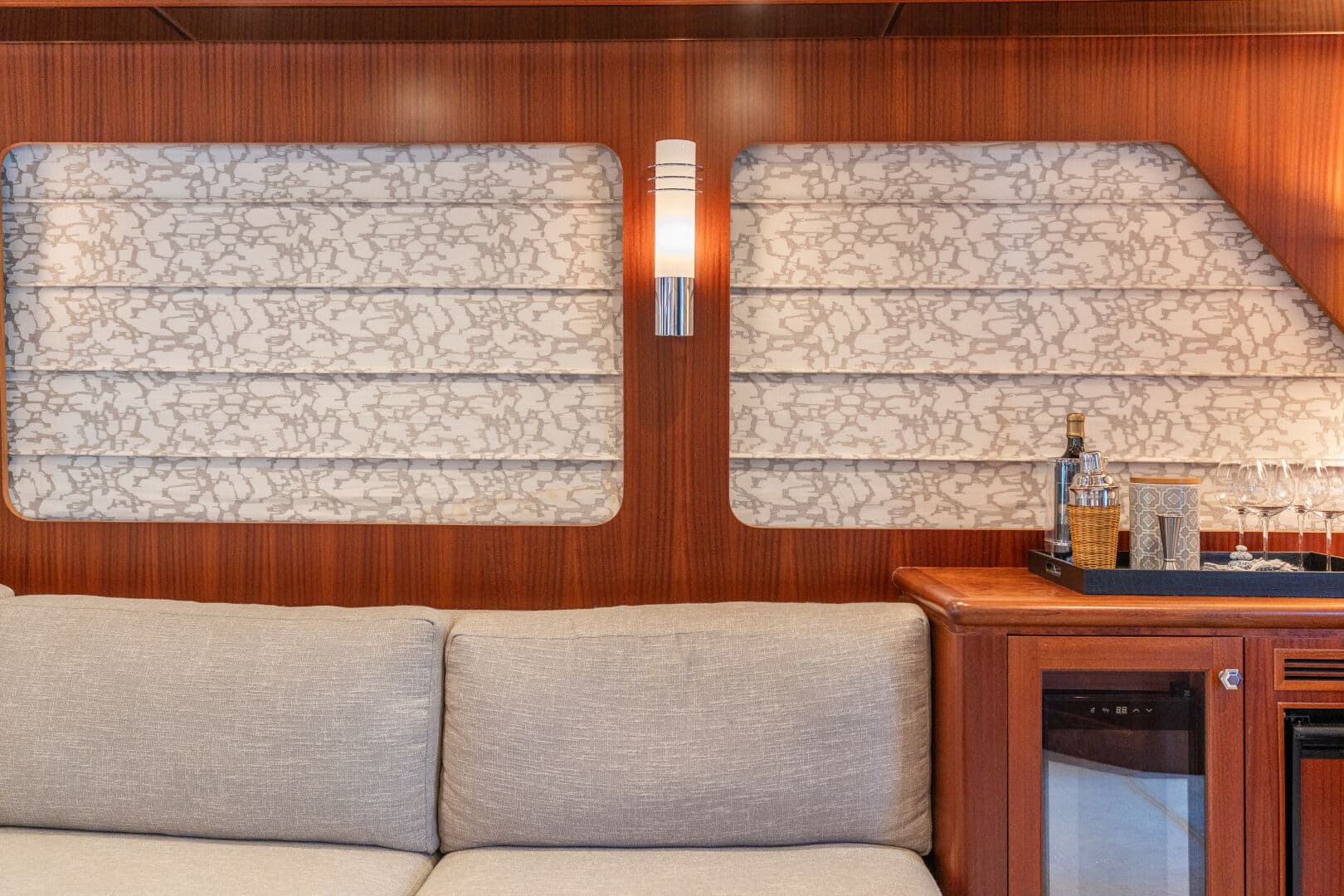 2013 Ocean Alexander 65 Pilothouse — photo 23