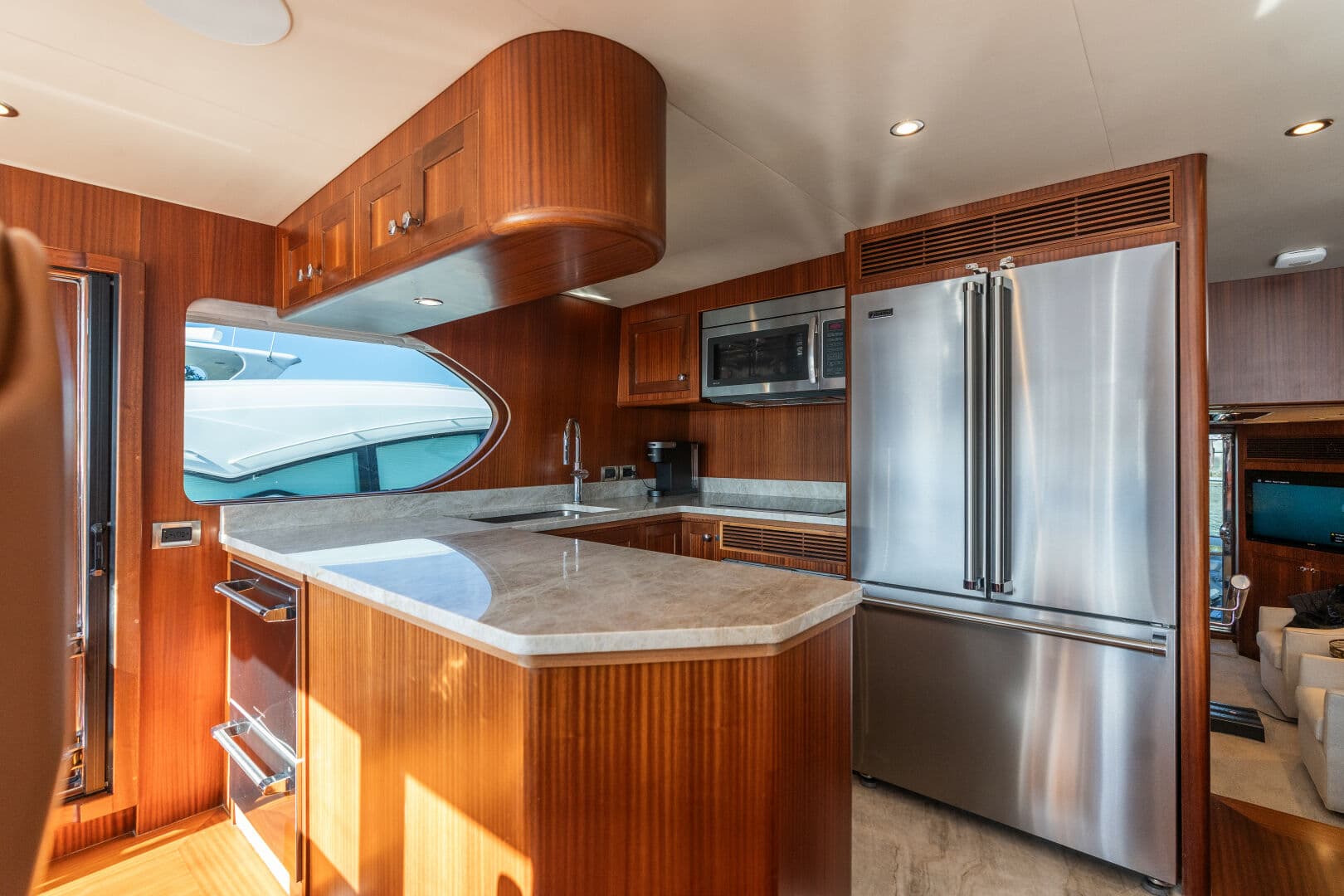 2013 Ocean Alexander 65 Pilothouse — photo 29