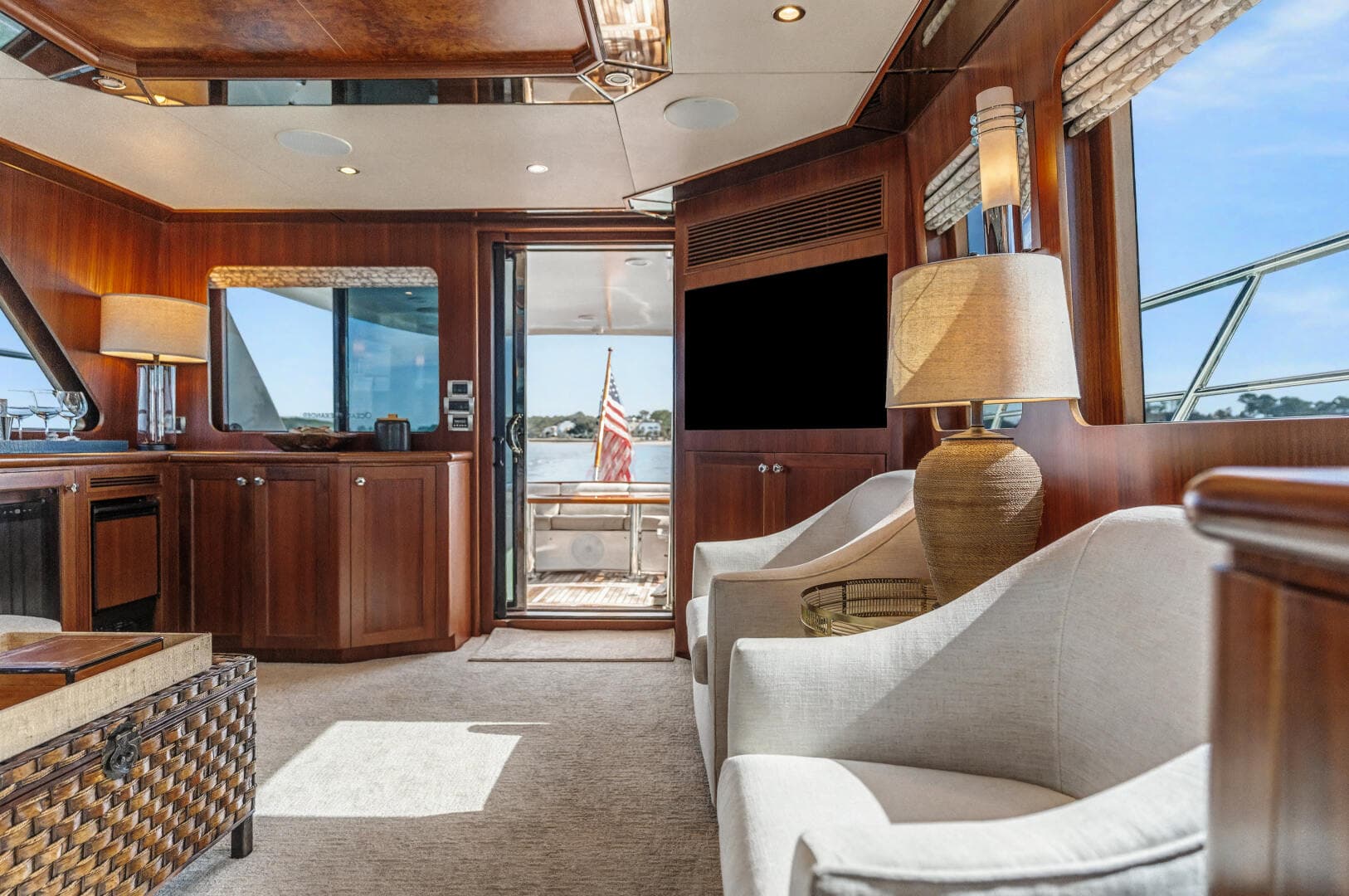 2013 Ocean Alexander 65 Pilothouse — photo 14