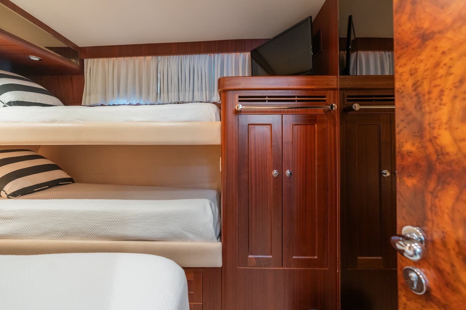 2013 Ocean Alexander 65 Pilothouse — photo 51