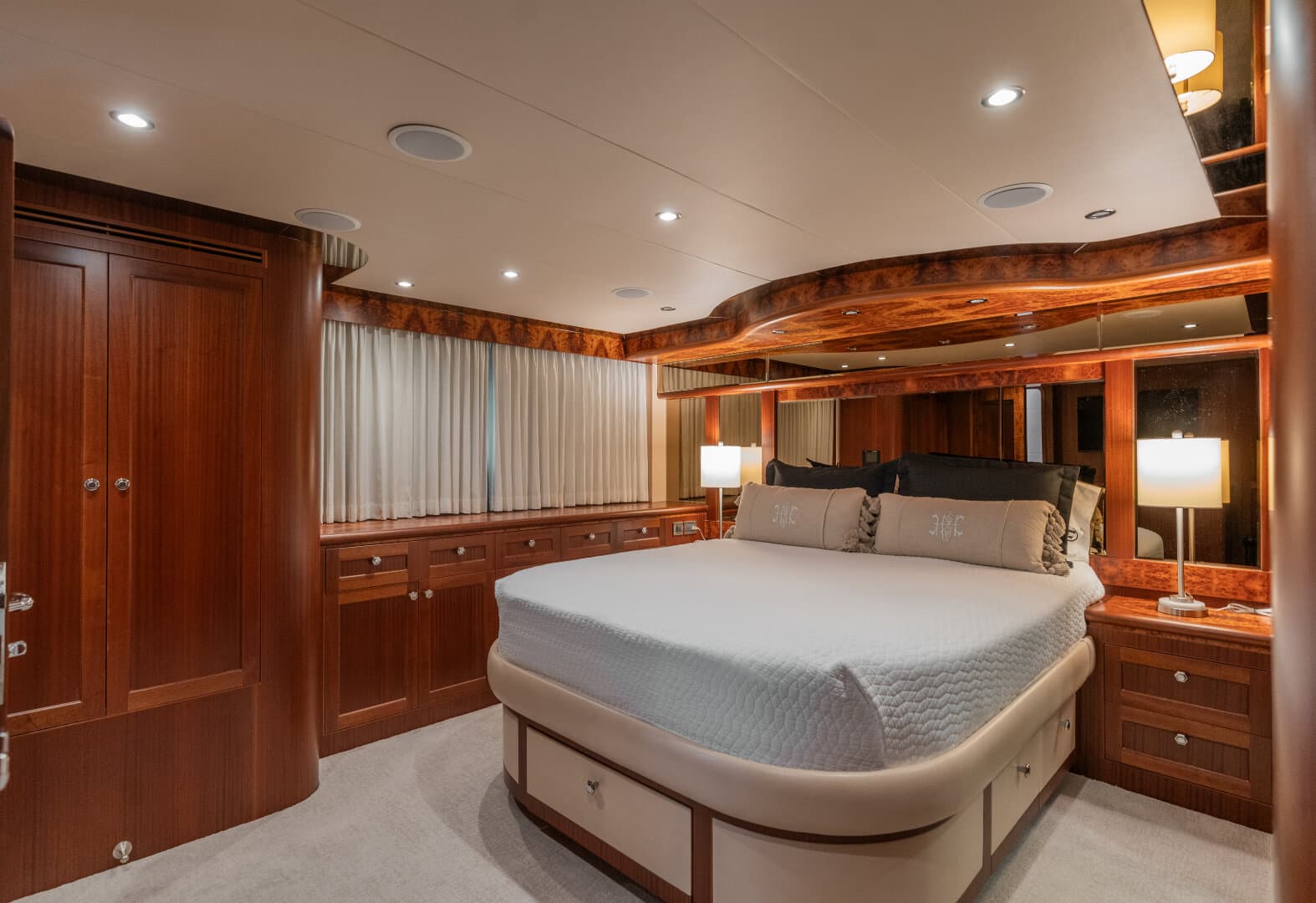 2013 Ocean Alexander 65 Pilothouse — photo 66