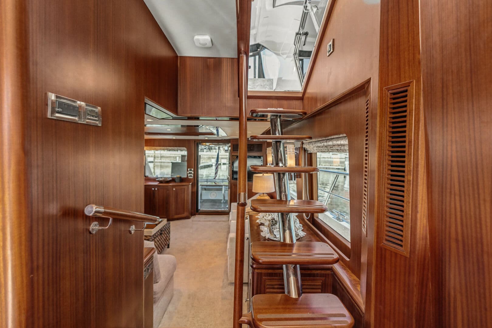 2013 Ocean Alexander 65 Pilothouse — photo 74