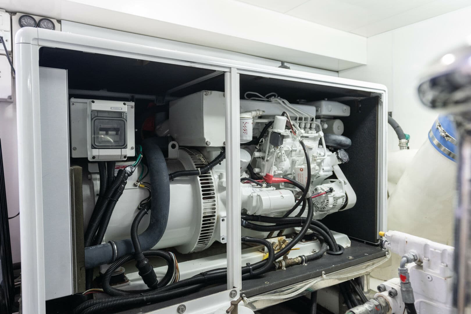 2013 Ocean Alexander 65 Pilothouse — photo 88