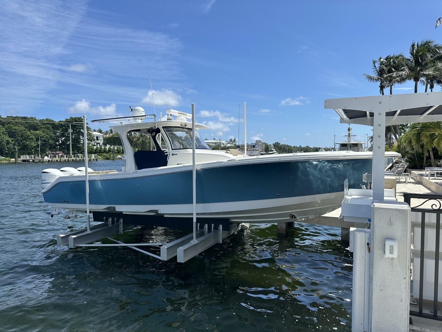 2020 Edgewater 370 CC — photo 2