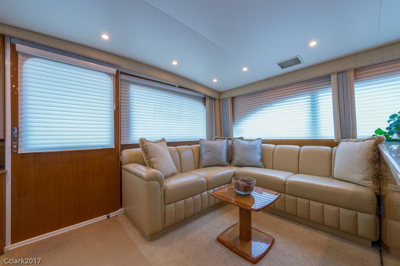 2007 Post 53 Convertible — photo 64