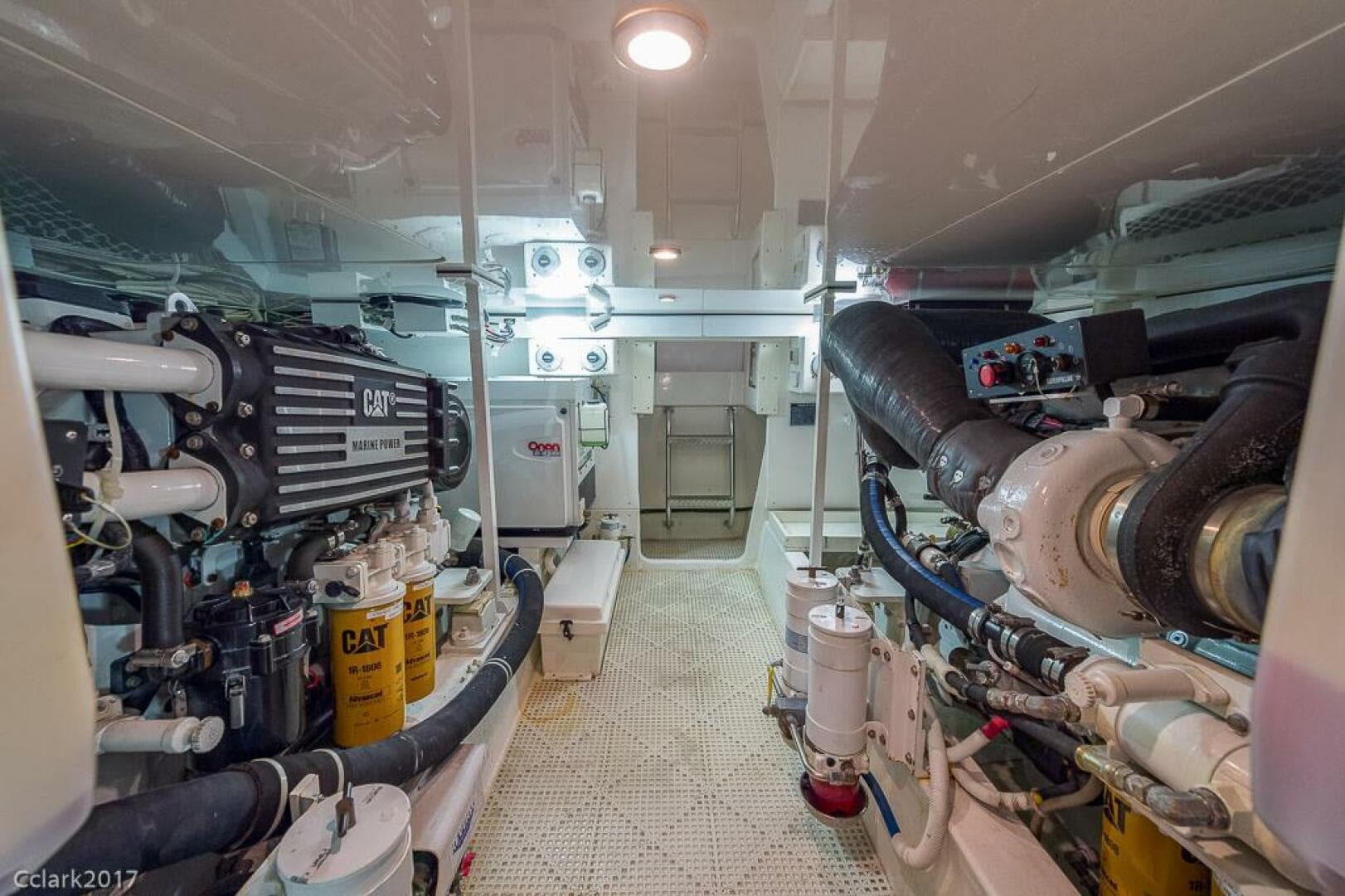 2007 Post 53 Convertible — photo 23