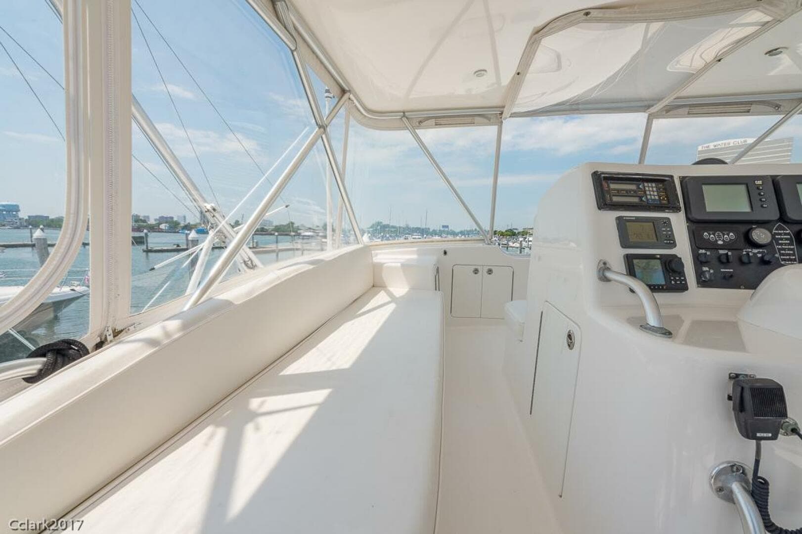 2007 Post 53 Convertible — photo 32