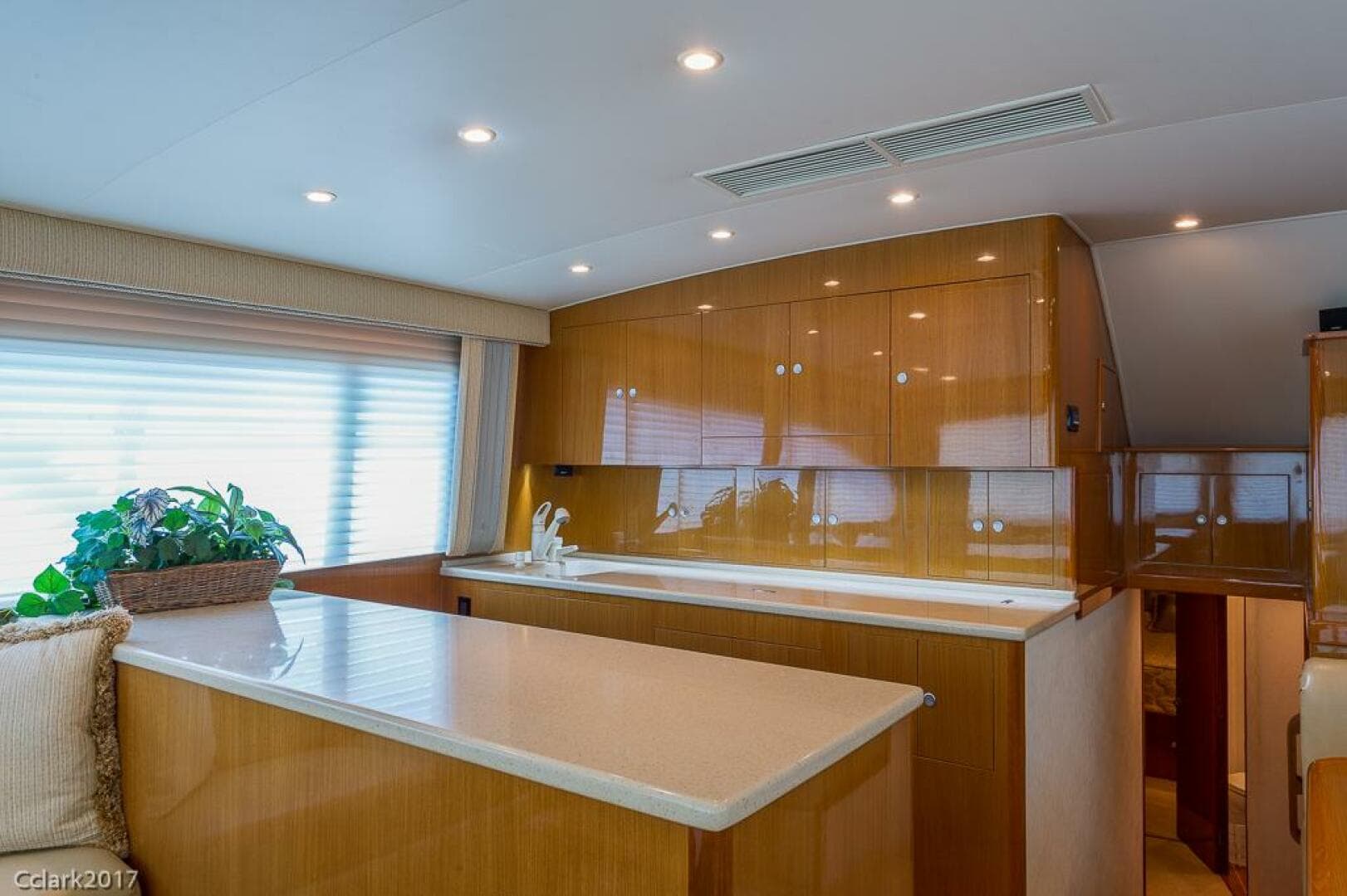 2007 Post 53 Convertible — photo 43