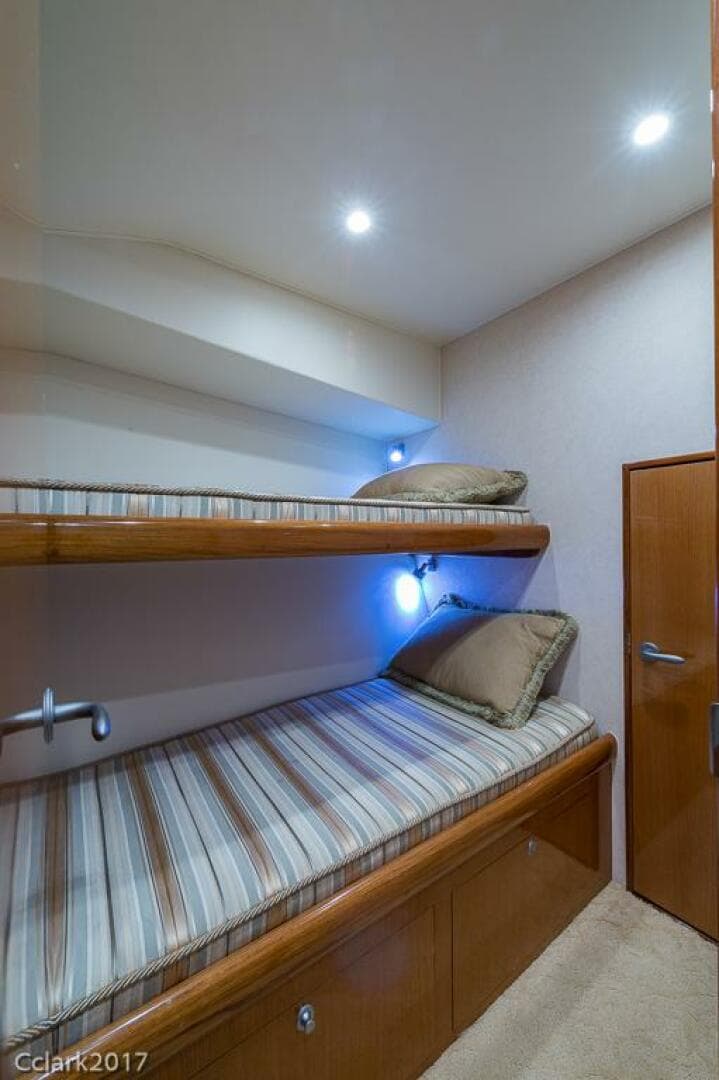 2007 Post 53 Convertible — photo 48