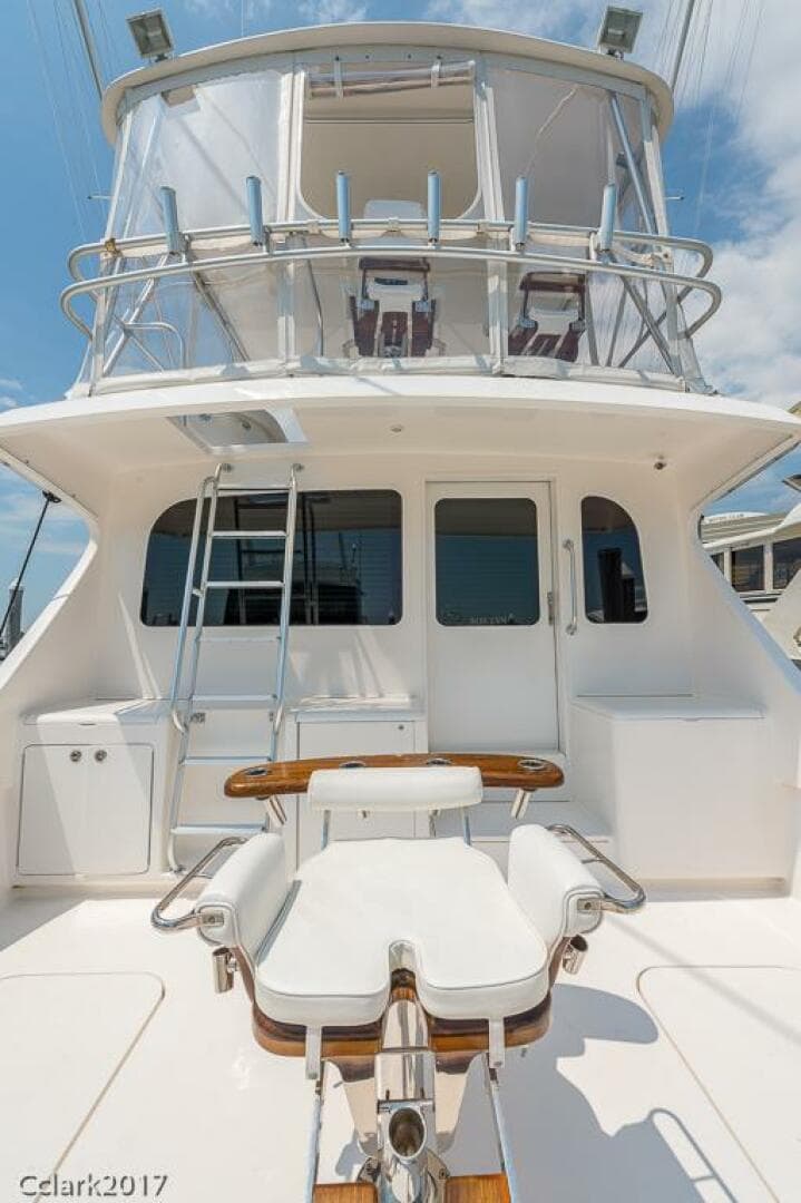 2007 Post 53 Convertible — photo 11