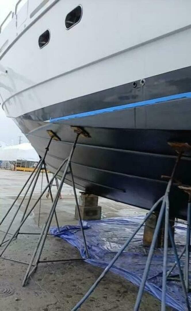 2004 Hargrave Capri Skylounge — photo 76