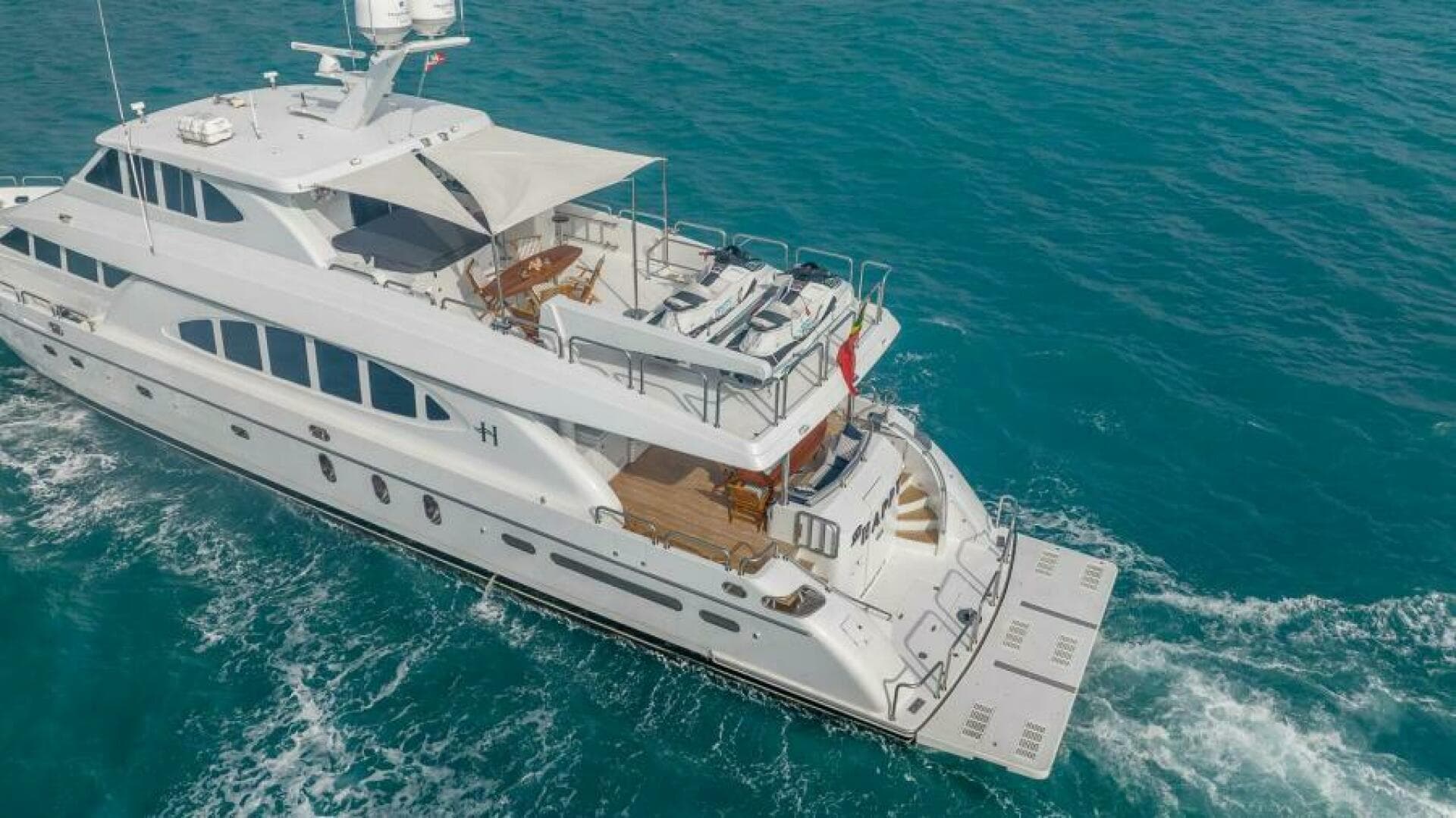 2004 Hargrave Capri Skylounge — photo 72