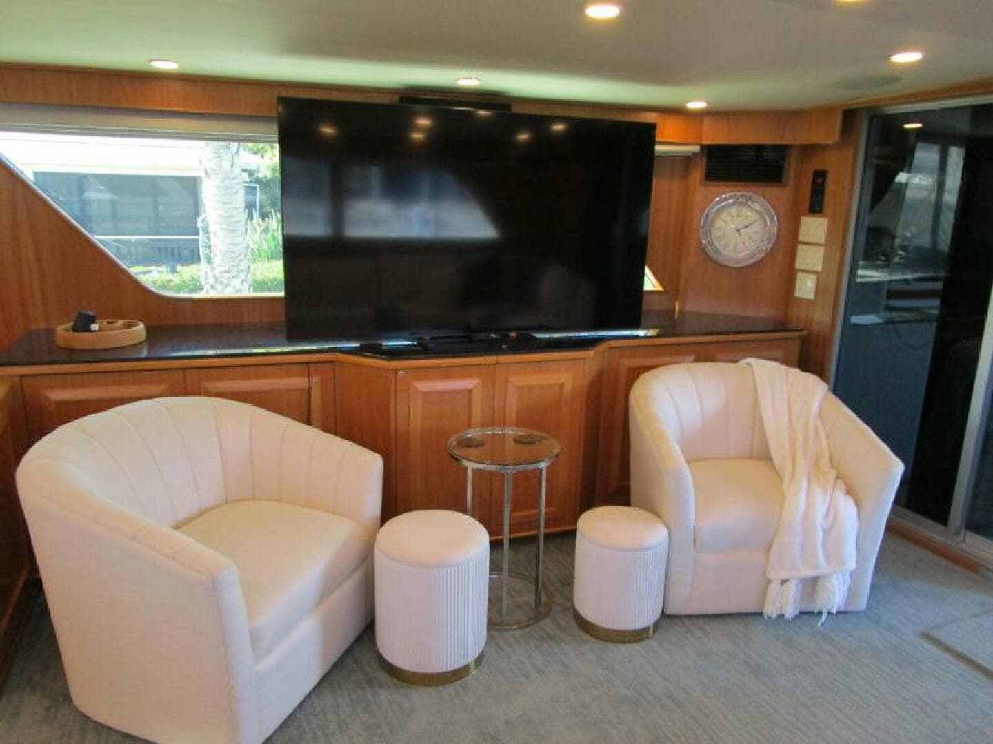 1986 Burger Flush Deck With Flybridge — photo 22