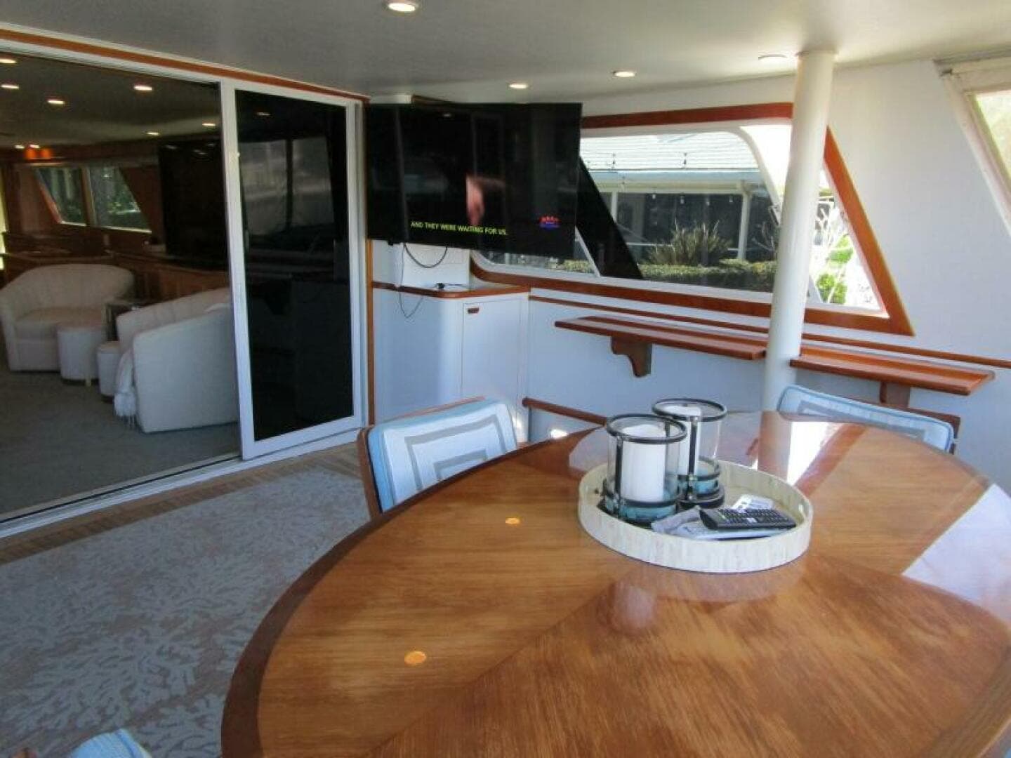 1986 Burger Flush Deck With Flybridge — photo 23