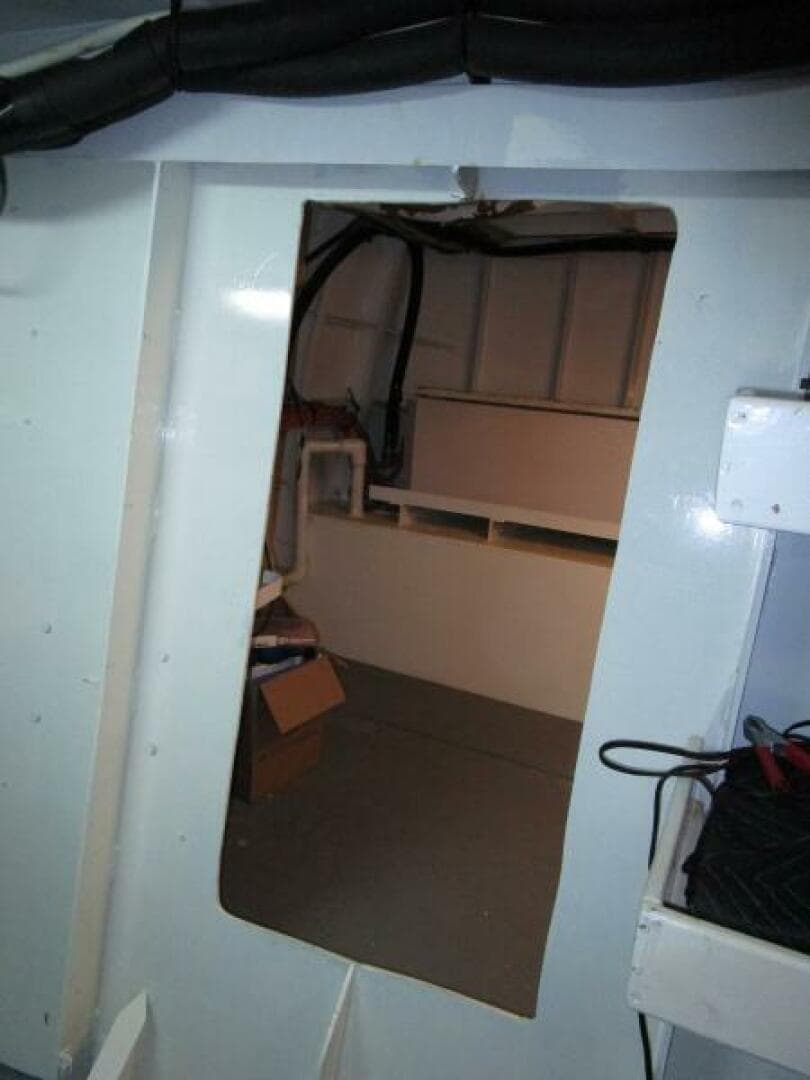 1986 Burger Flush Deck With Flybridge — photo 53