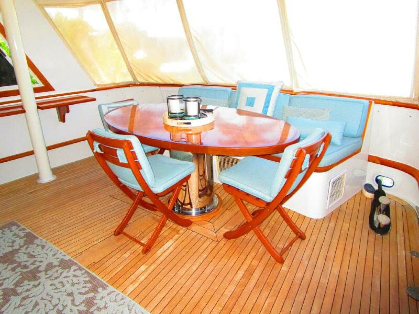 1986 Burger Flush Deck With Flybridge — photo 24