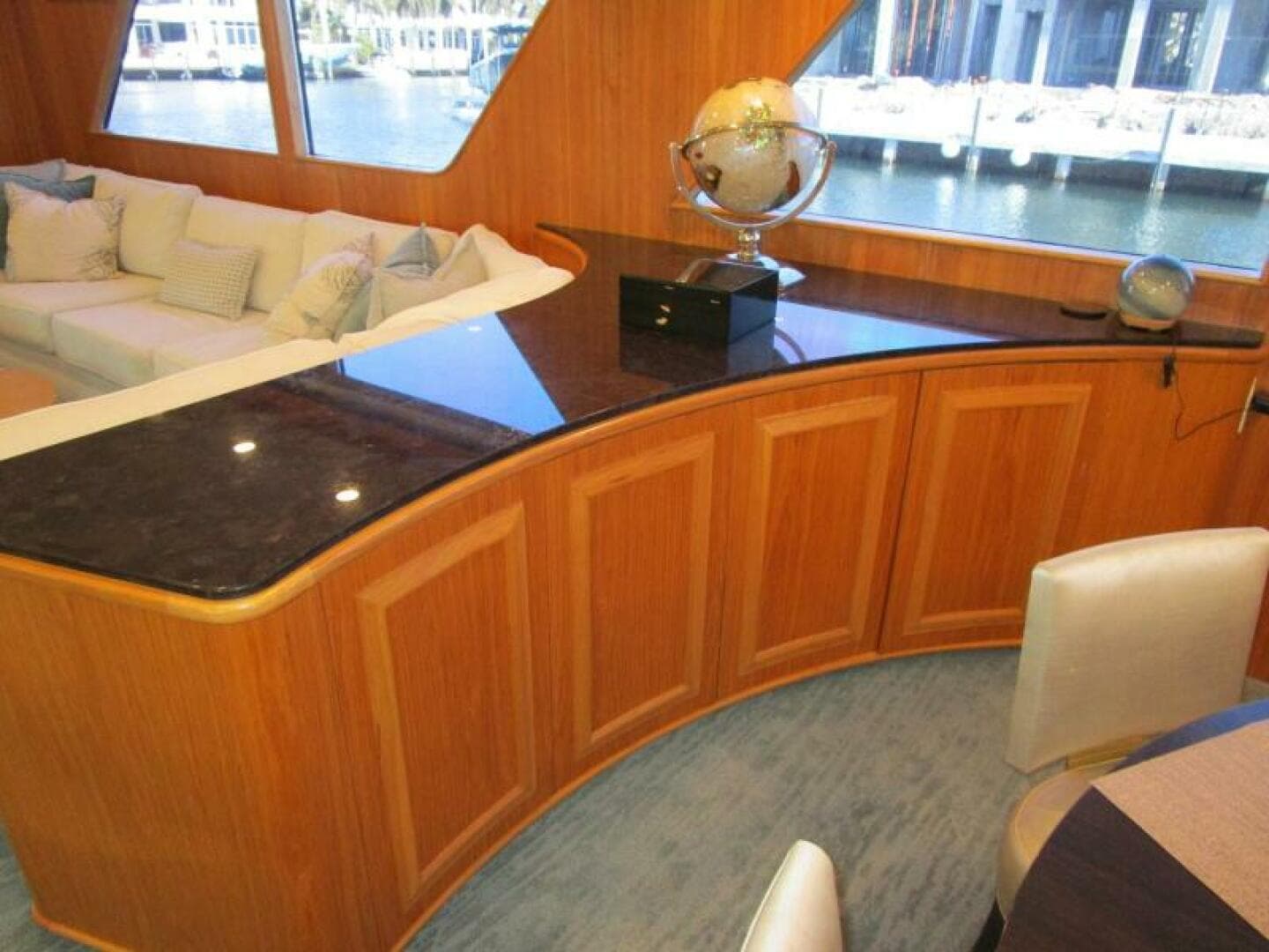1986 Burger Flush Deck With Flybridge — photo 16