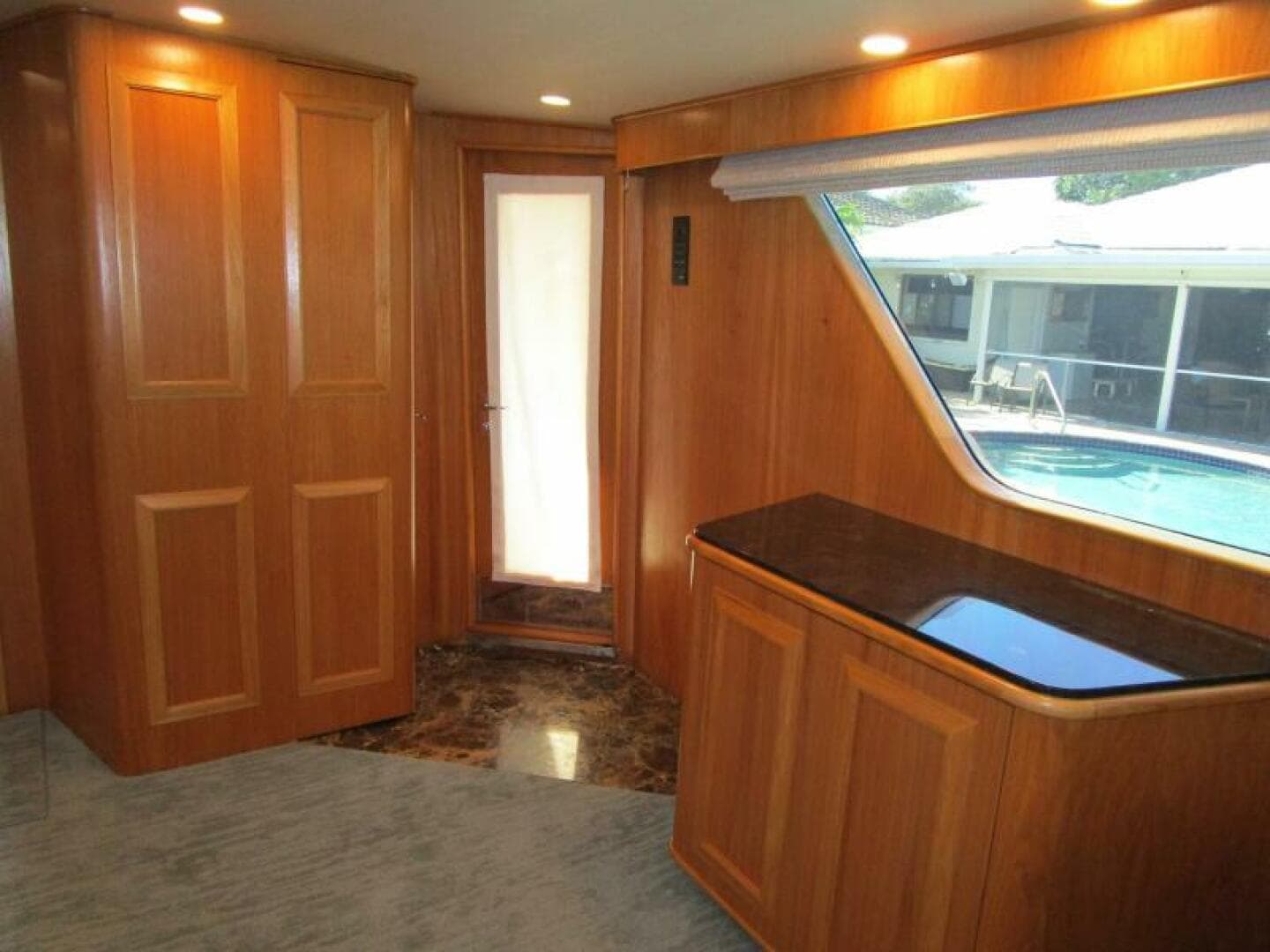 1986 Burger Flush Deck With Flybridge — photo 14
