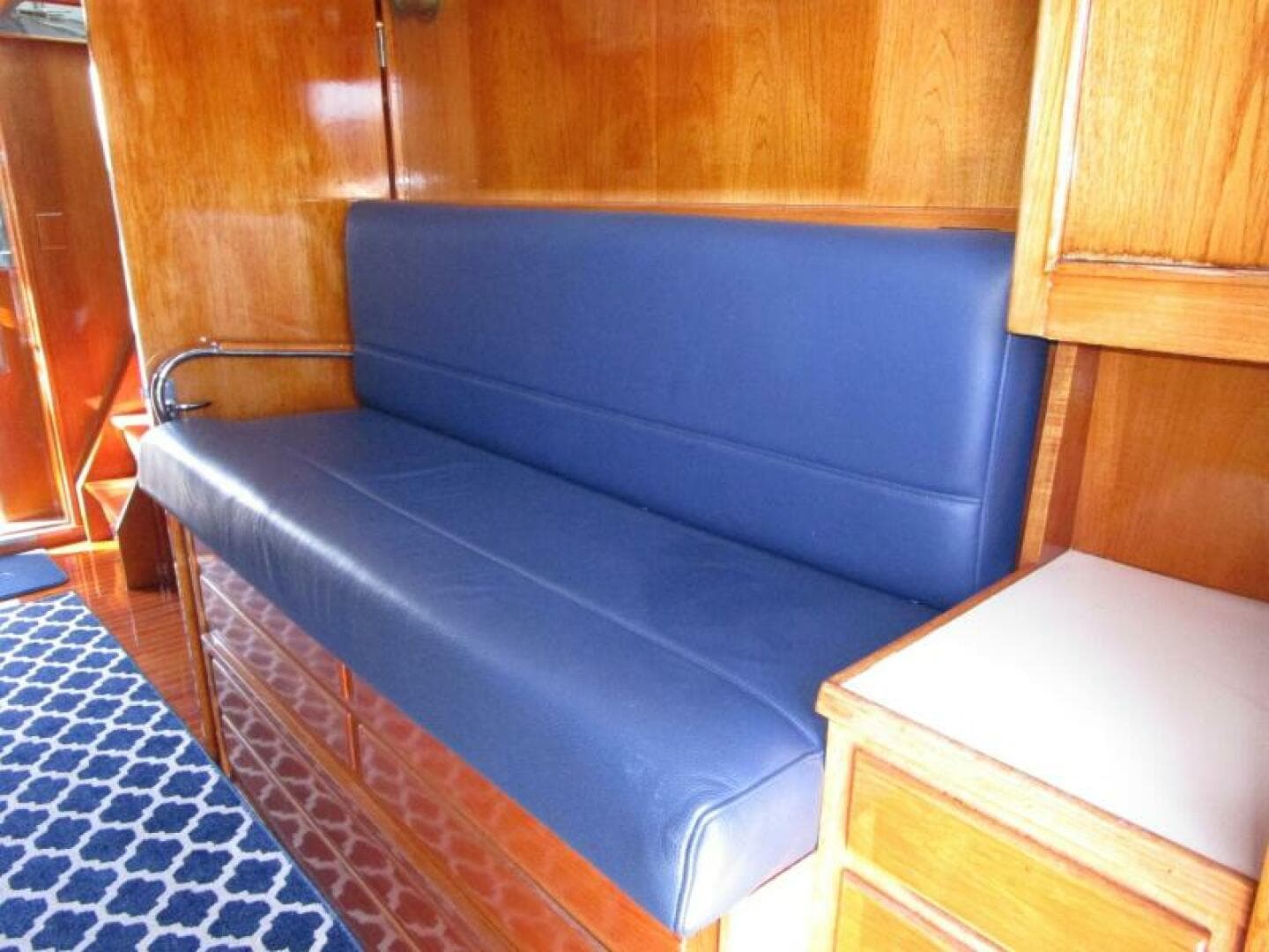 1986 Burger Flush Deck With Flybridge — photo 6