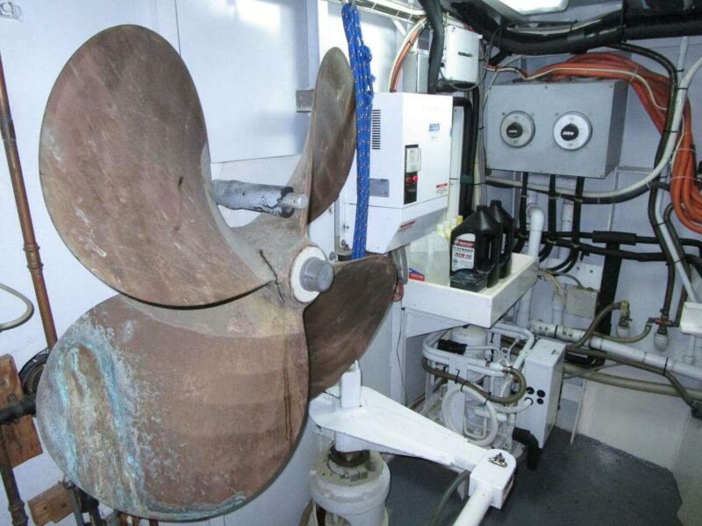 1986 Burger Flush Deck With Flybridge — photo 52