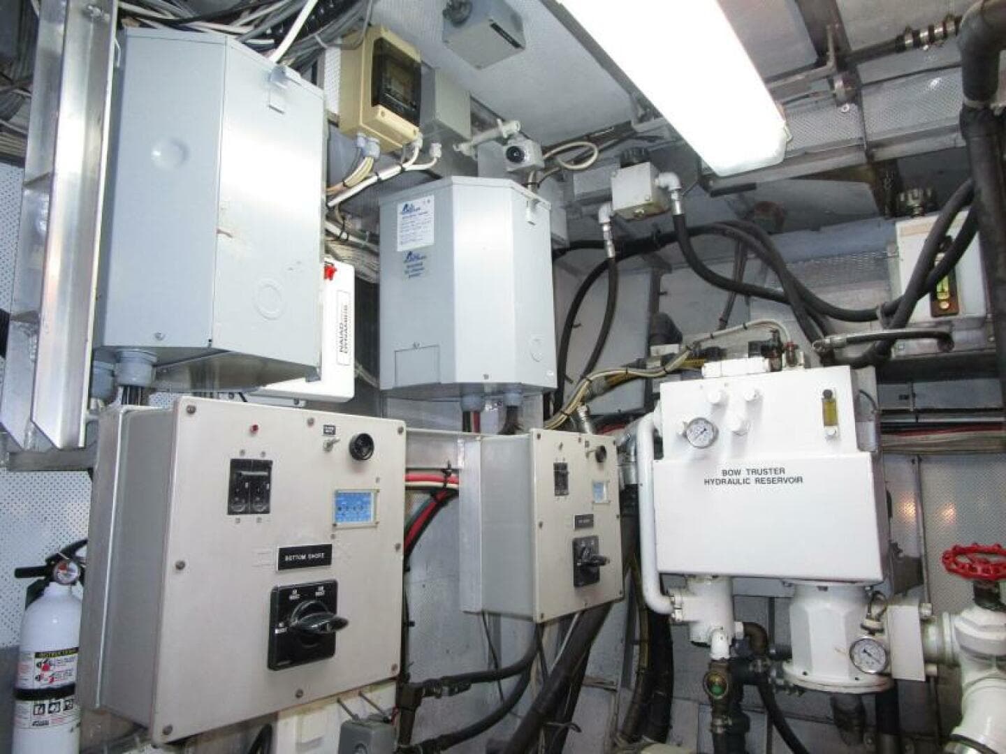 1986 Burger Flush Deck With Flybridge — photo 80