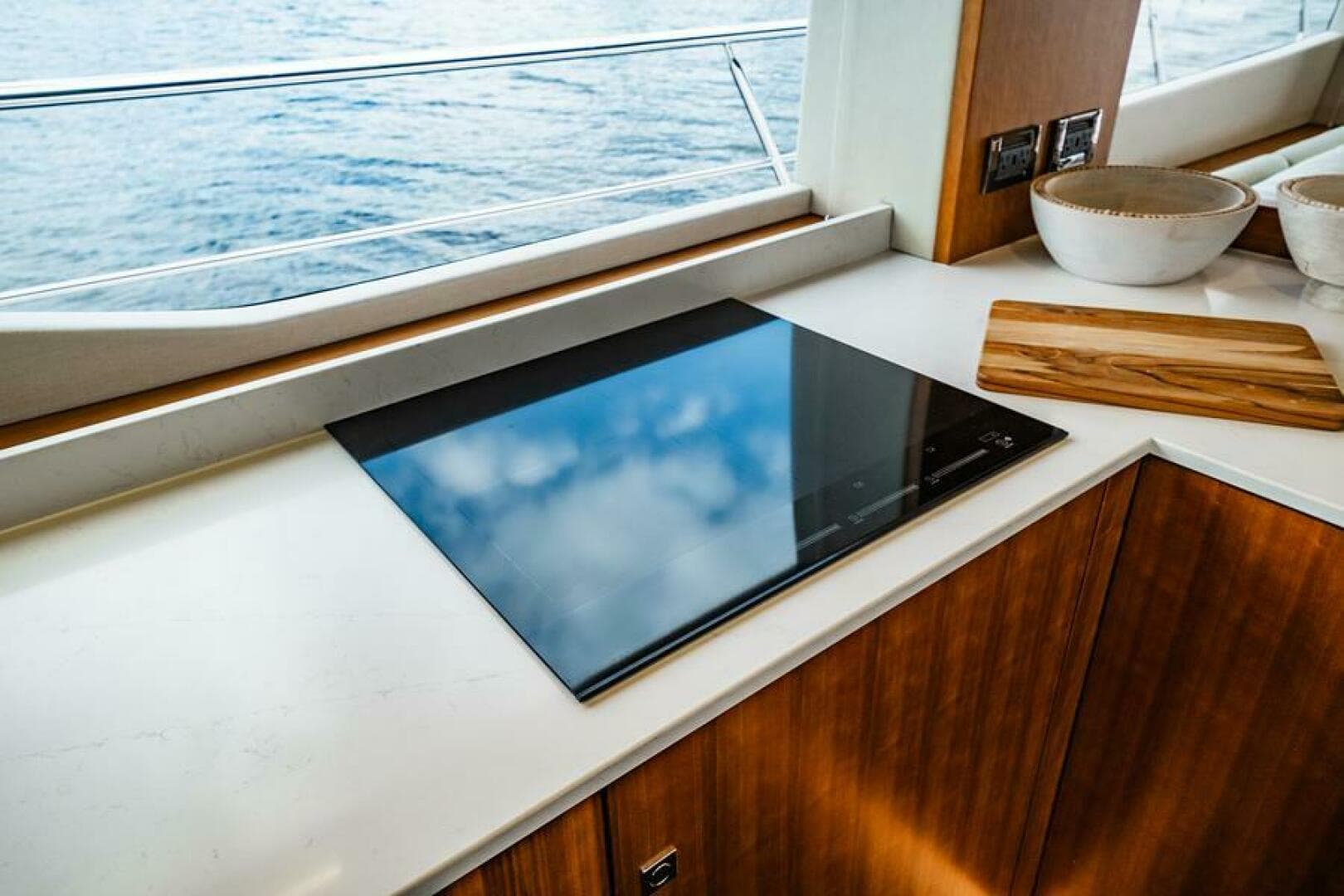 2024 Johnson Skylounge — photo 13