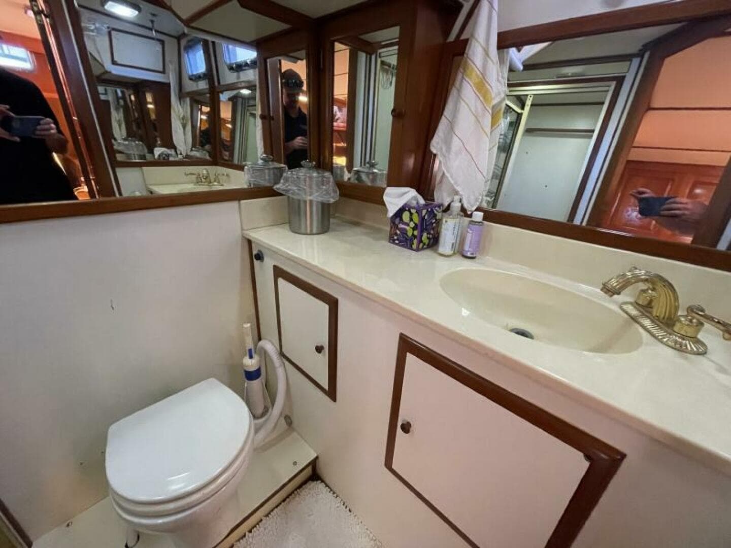 1987 Heritage East 40 Sundeck — photo 23