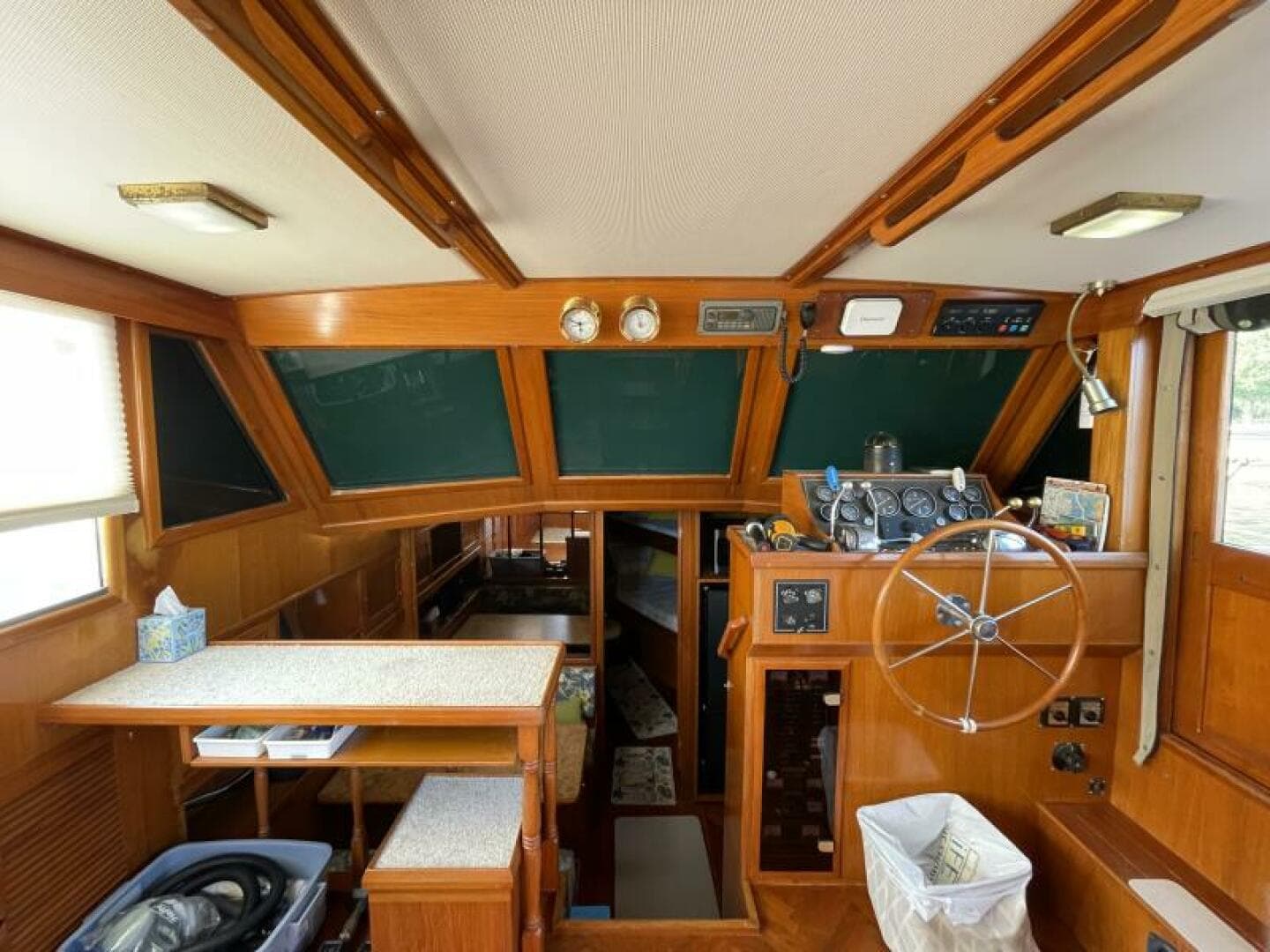 1987 Heritage East 40 Sundeck — photo 13