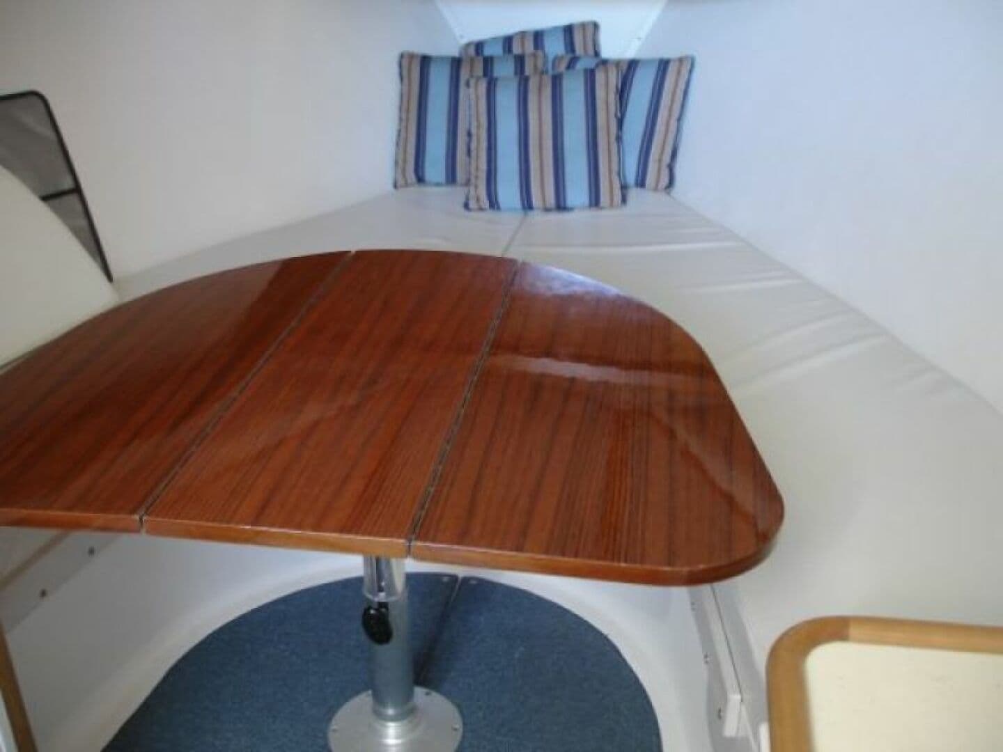 2002 Stolper 35 Express — photo 16