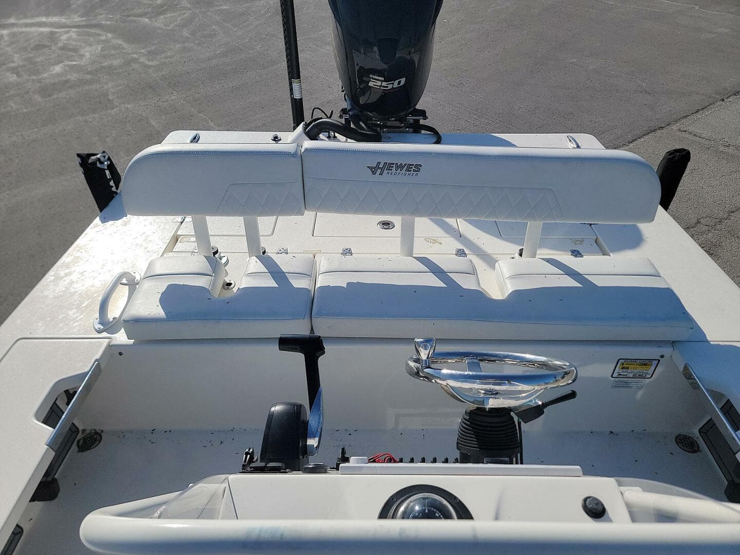 2021 Hewes Redfisher 21 — photo 15