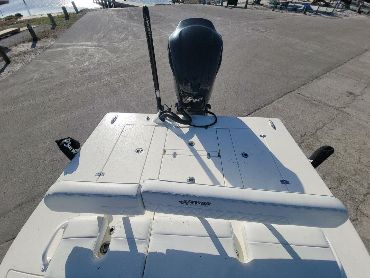 2021 Hewes Redfisher 21 — photo 21