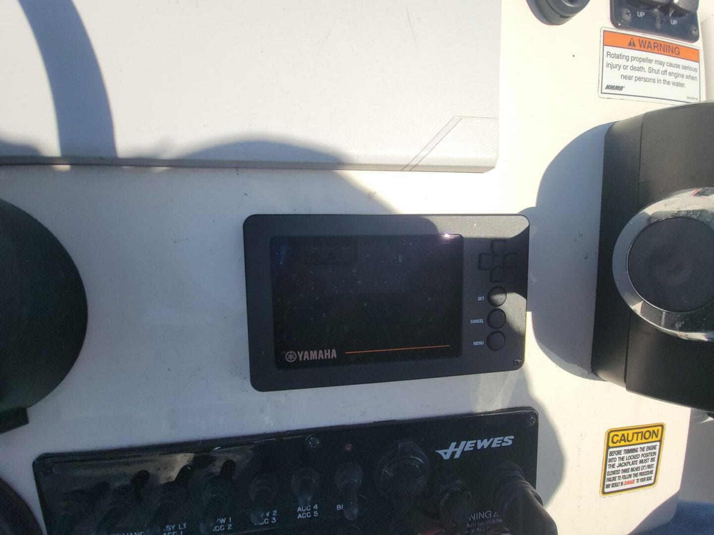 2021 Hewes Redfisher 21 — photo 24