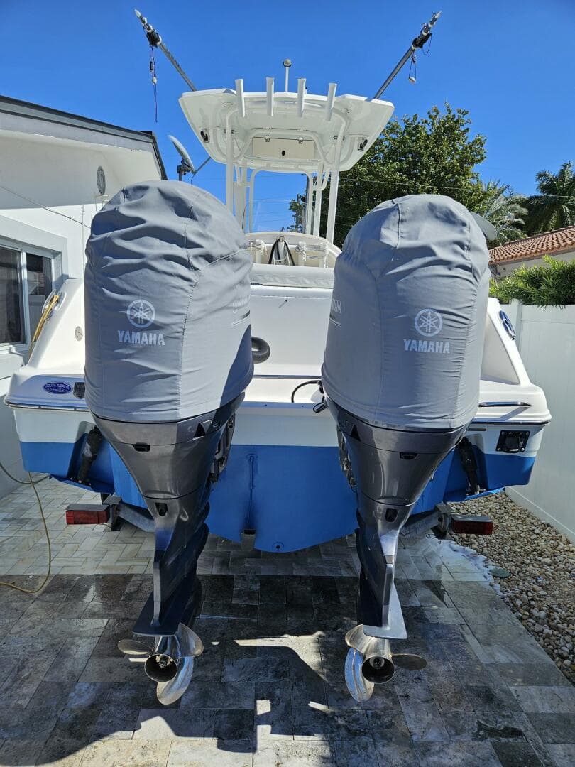 2017 Robalo — photo 4