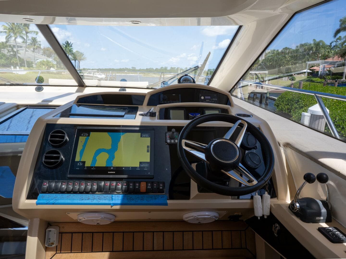 2008 Princess V53 — photo 7