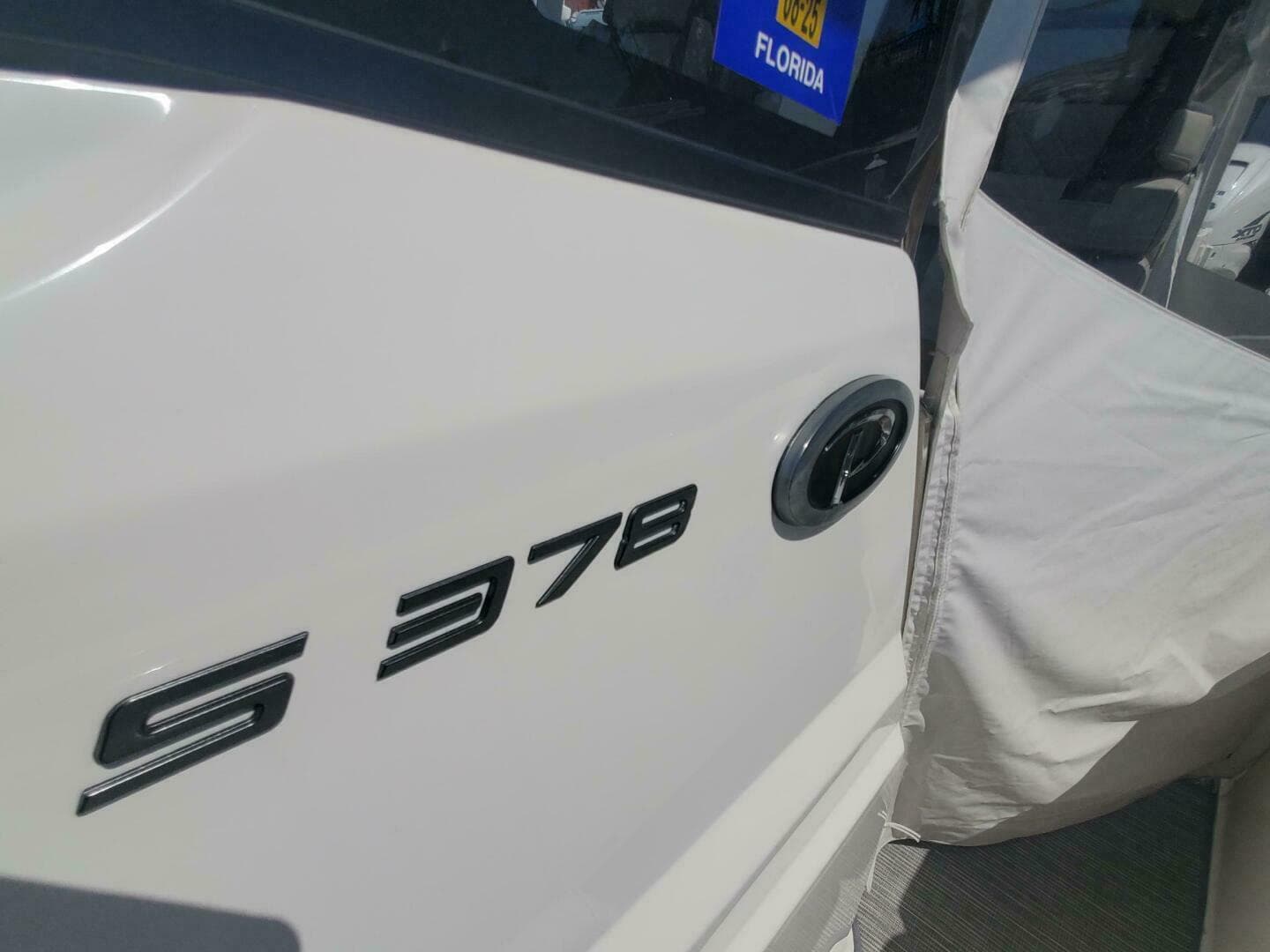 2023 Pursuit S 378 Sport — photo 26